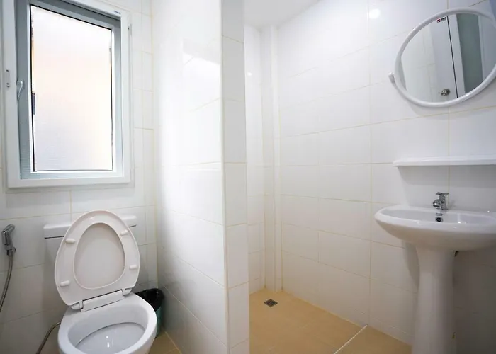 Хостел Dhub Donmueng